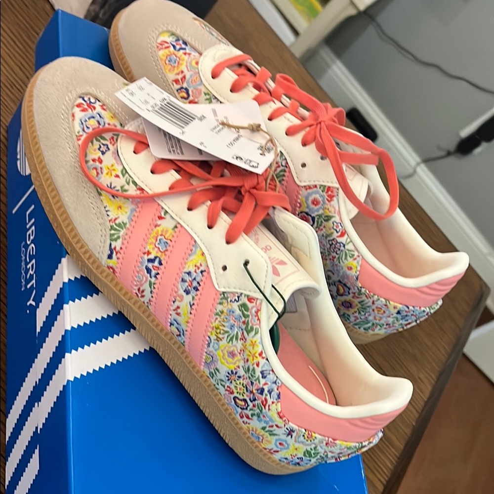 Liberty Samba Sneakers with Floral Design